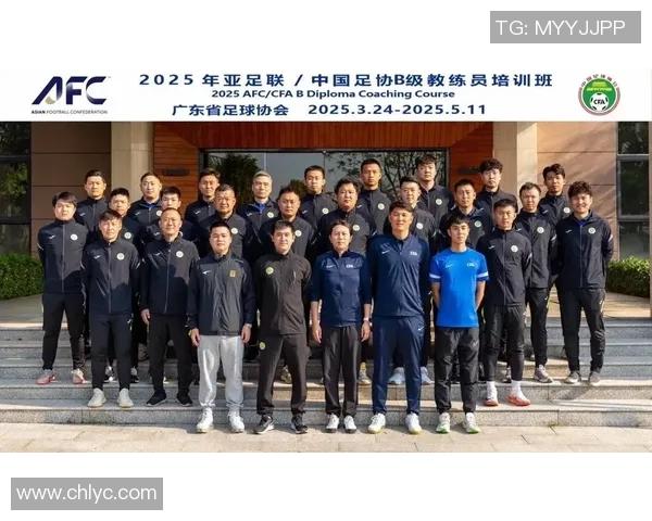 足球运动员的成长之路：从青训到职业生涯的蜕变与挑战